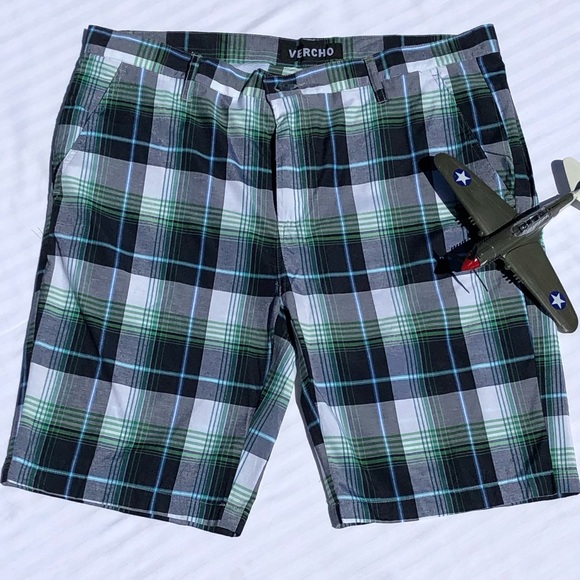 Casual Plaid Shorts - Picture 3 of 6